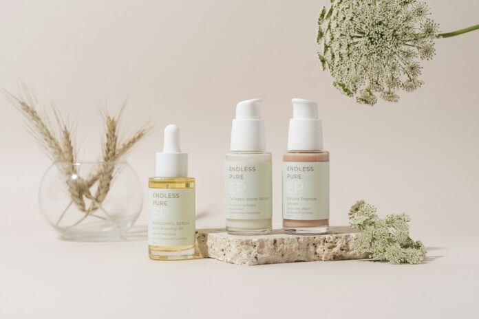 Fragrance-free skincare set products arranged on a tray for sensitive skin